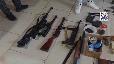 В Чесме осудиди подпольного оружейника