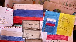 Ополченцы Донбасса поблагодарили бабушку из Варненского района за подаренные одеяла