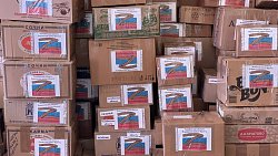 Ополченцы Донбасса поблагодарили бабушку из Варненского района за подаренные одеяла