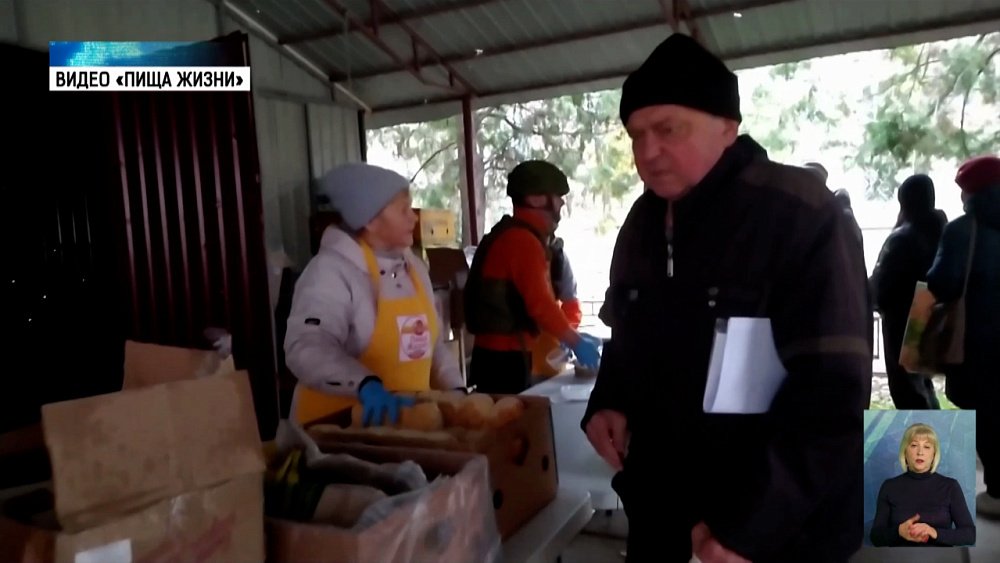 Волонтеры накормили жителей Северодонецка