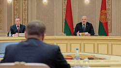 Белорусы поставят в Челябинскую область 300 тракторов