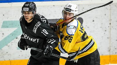 Хоккейный клуб «Челмет» потерпел поражение в овертайме в чемпионате ВХЛ