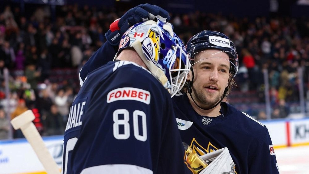 Хоккеисты «Металлурга» вырвали победу у «Сибири» в чемпионате КХЛ