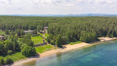 База отдыха «Уралочка» на озере Увильды выставлена на продажу за 70 млн рублей