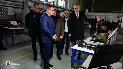 Владимир Якушев посетил испытательный центр НПО «Электромашина»