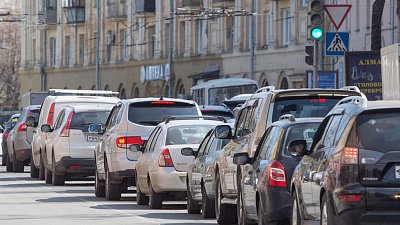 Путин поддержал распространение льготных автокредитов на военнослужащих и их семей