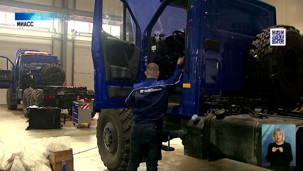 Заводы региона набирают новых специалистов