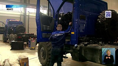 Заводы региона набирают новых специалистов