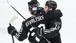 Хоккеисты «Трактора» вырвали победу у «Амура» в чемпионате КХЛ