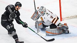 Хоккеисты «Трактора» вырвали победу у «Амура» в чемпионате КХЛ