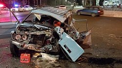 В Челябинске водитель ВАЗа погиб в ДТП с маршруткой