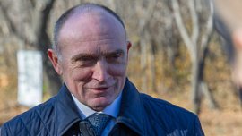 Экс-губернатор Челябинской области пытается обжаловать арест 930 млн рублей Экс-губернатор Челябинской области пытается обжаловать арест 930 млн рублей