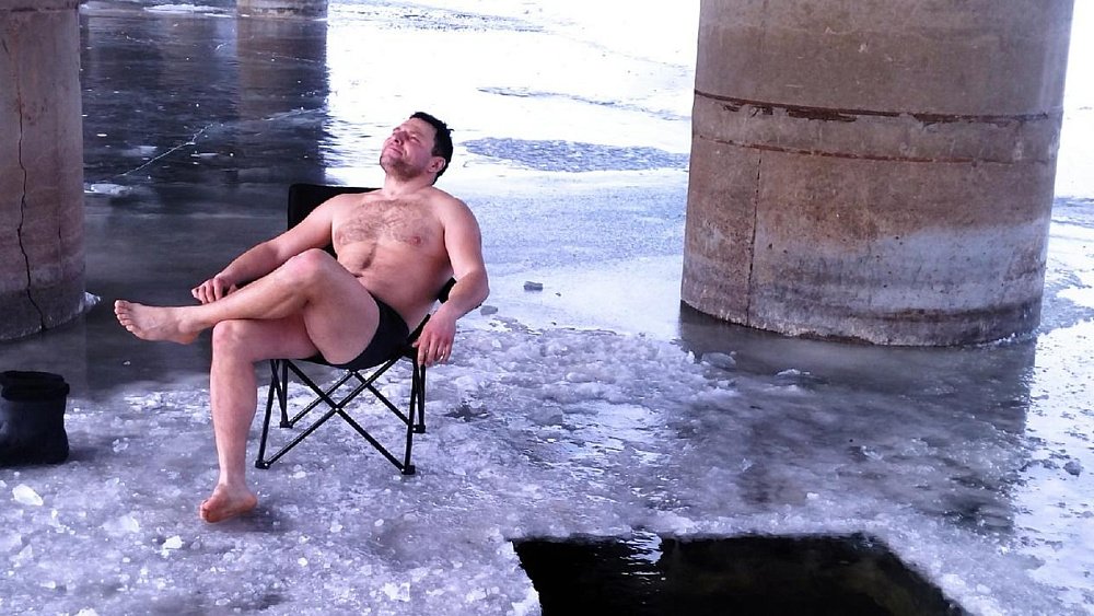 Любитель моржевания из Челябинской области рассказал о принципах закаливания