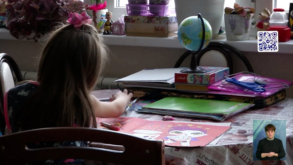 Ребенку сломали ключицу в детском саду