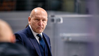 В Челябинске отправлен в отставку главный тренер ХК «Белые медведицы» Игорь Знарок