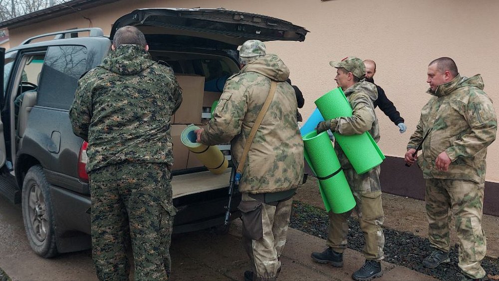 Из Челябинской области передали новый гуманитарный груз для бойцов