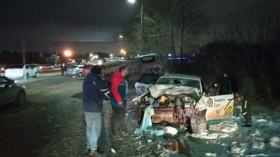 В Копейске в массовой аварии столкнулись 10 машин