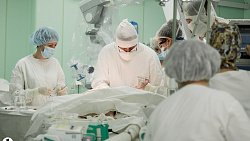 «Не люблю простой жизни»: история главного детского нейрохирурга Челябинской области