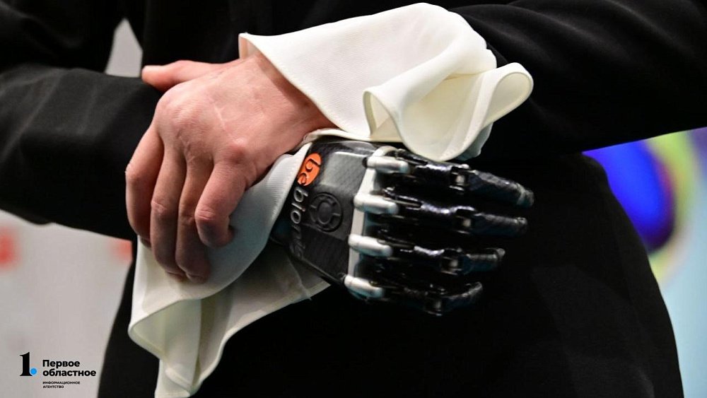 Челябинские общественники подарят четырем детям-инвалидам из Донбасса киберпротезы рук