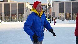 В Челябинске провели праздничное открытие катка на «Лыжной базе»