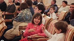 В Челябинске наградили школьников-спасателей и многодетных матерей