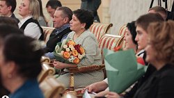 В Челябинске наградили школьников-спасателей и многодетных матерей