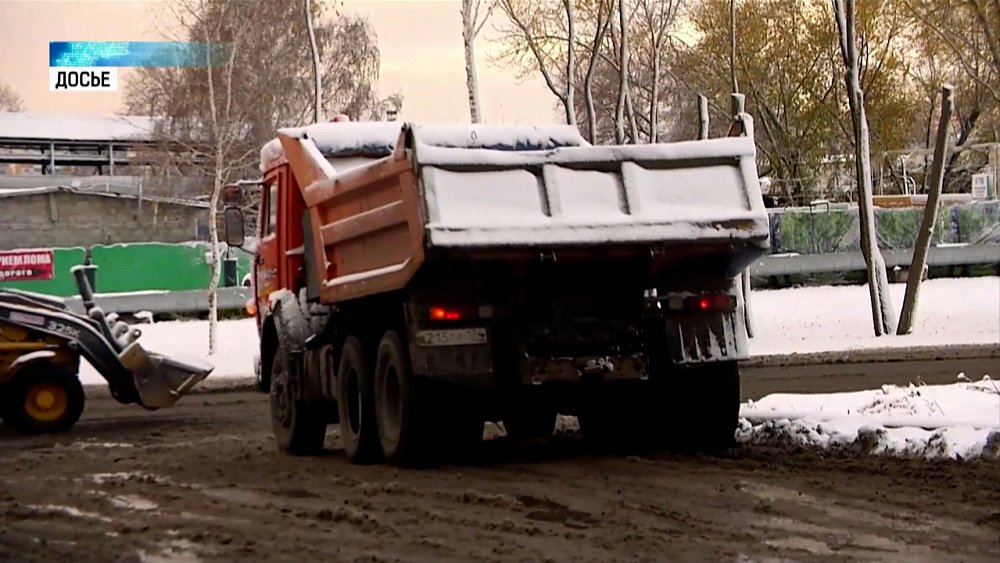 На уборку снега выводят дополнительную технику