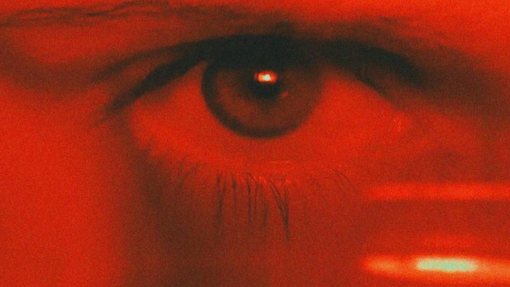 Отчего лопаются глазные сосуды