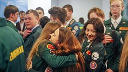 Алексей Текслер наградил лучших бойцов студотрядов Челябинской области