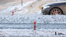 Оранжевые столбики против снега: кто должен чистить обособления трамвайных путей в Челябинске