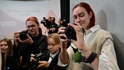 Алексей Текслер встретился с первыми активистами Российского движения детей и молодежи