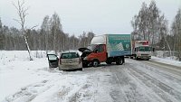 В Копейске водитель Toyota погиб в ДТП с грузовиком