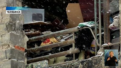 В доме демонтируют «ветхую» стену