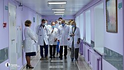 Алексей Текслер осмотрел новый оперблок Челябинской областной больницы