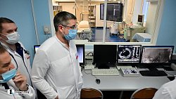 Алексей Текслер осмотрел новый оперблок Челябинской областной больницы