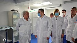 Алексей Текслер осмотрел новый оперблок Челябинской областной больницы