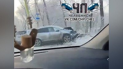 В Челябинске столкнулись два кроссовера