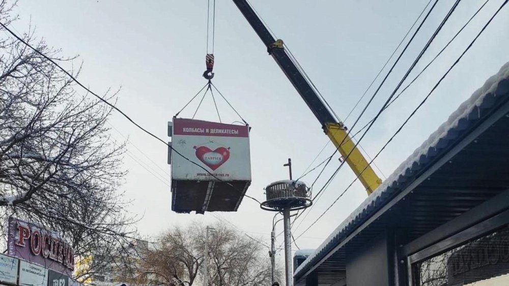 В Челябинске снесли восемь незаконных киосков и пунктов сдачи металлолома