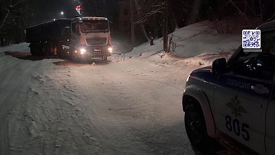 Автоинспекторы помогли шоферам