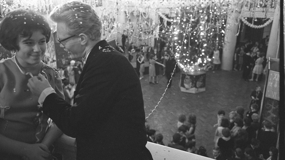 Как Челябинск готовился к встрече Нового года в прошлом веке