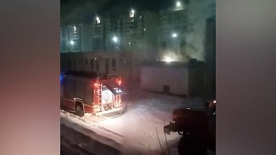 В микрорайоне «Вишневая горка» вспыхнул торговый павильон