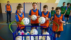 Игроки ФК «Челябинск» провели мастер-классы для школьников