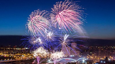 Губернатор Челябинской области поручил отменить салюты на Новый год