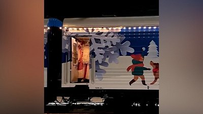 В Магнитогорске побывал поезд Деда Мороза