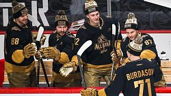 Команда дивизиона Боброва одержала победу в Матче звезд КХЛ — 2022 в Челябинске