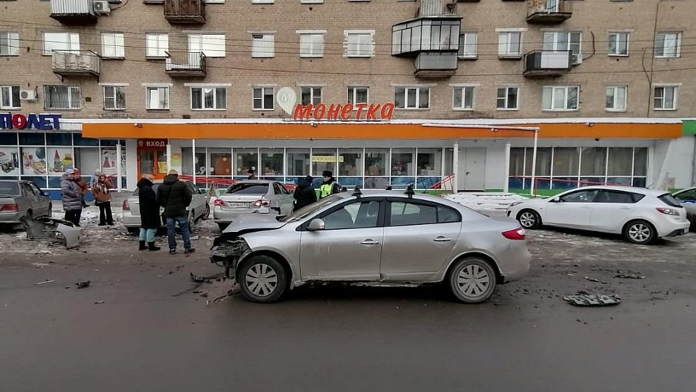 В Копейске 7‑летнего ребенка увезли в больницу после ДТП с тремя авто