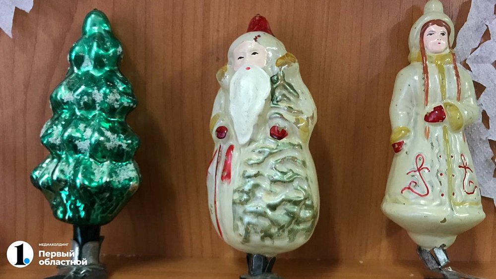 В Челябинске открылась выставка советских елочных украшений