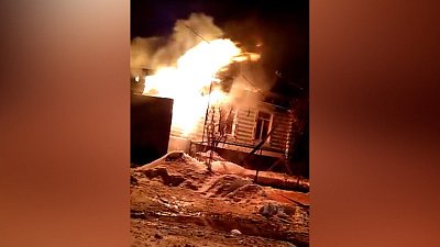 В Бакале вспыхнул жилой частный дом