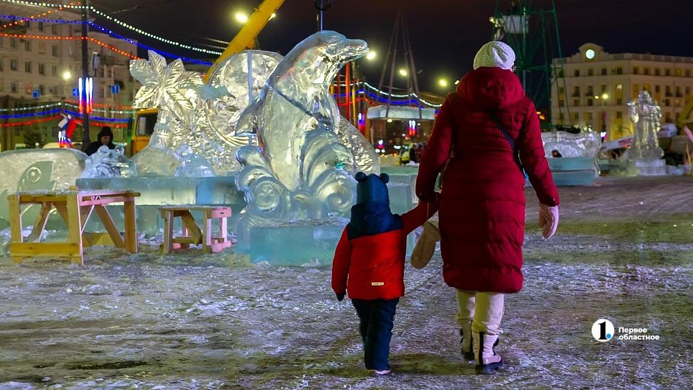 Минсоц Челябинской области начнет раздавать новогодние подарки детям 19 декабря Минсоц Челябинской области начнет раздавать новогодние подарки детям 19 декабря