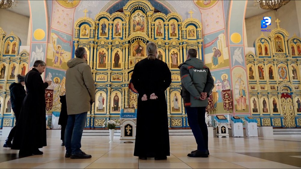 Павел Яковлев оценил роспись храма